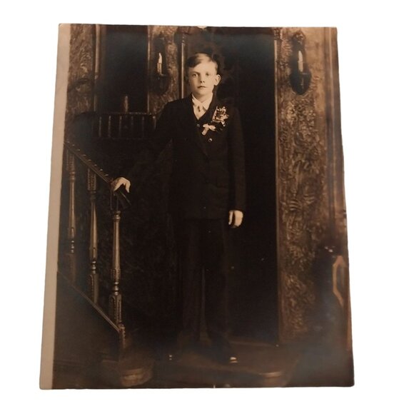 Antique Victorian Frame with Boy In Suit On Staircase Photograph Portrait - Picture 2 of 8